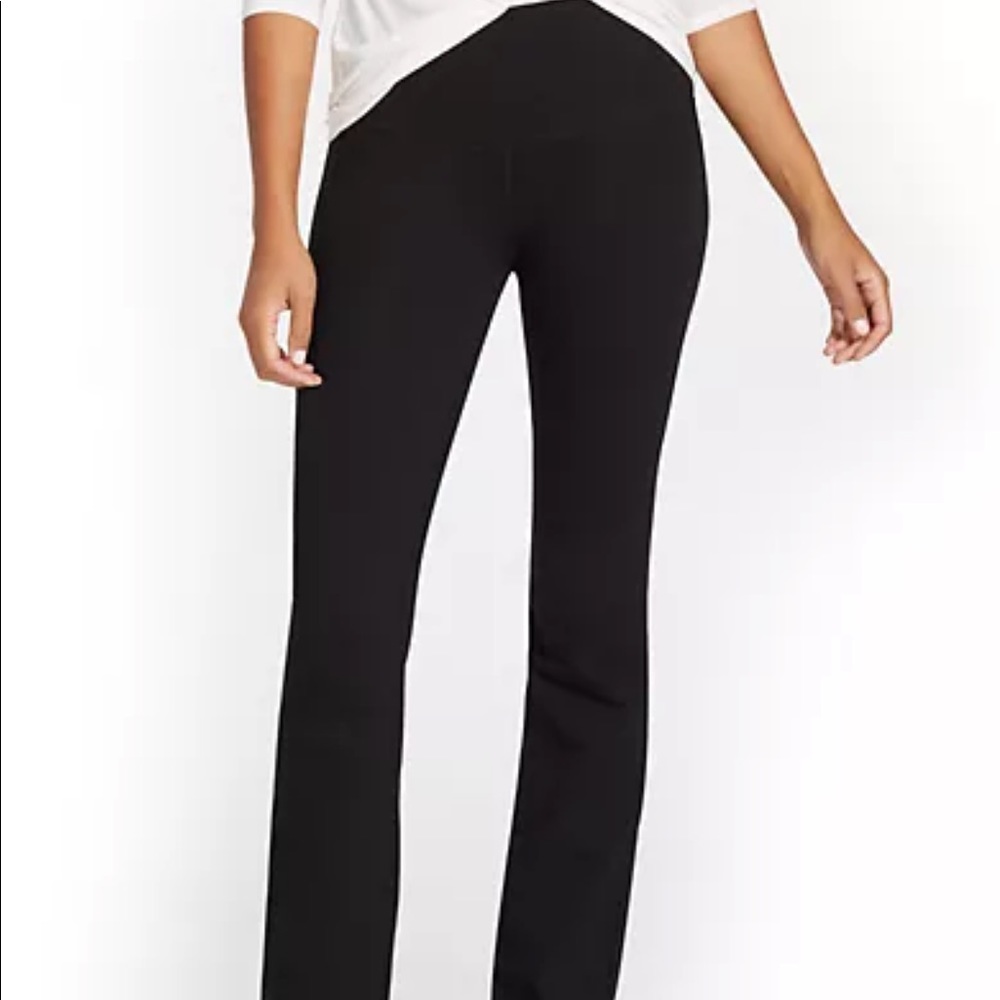 New York and company bootcut yoga pants